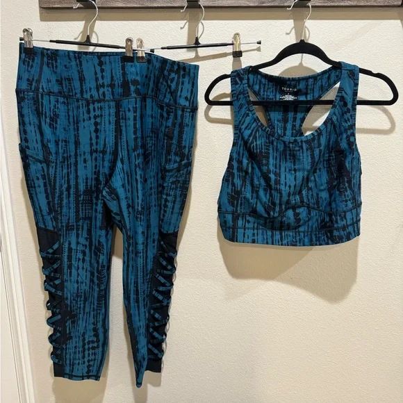 TORRID blue and black tie dye active set - Picture 1 of 9